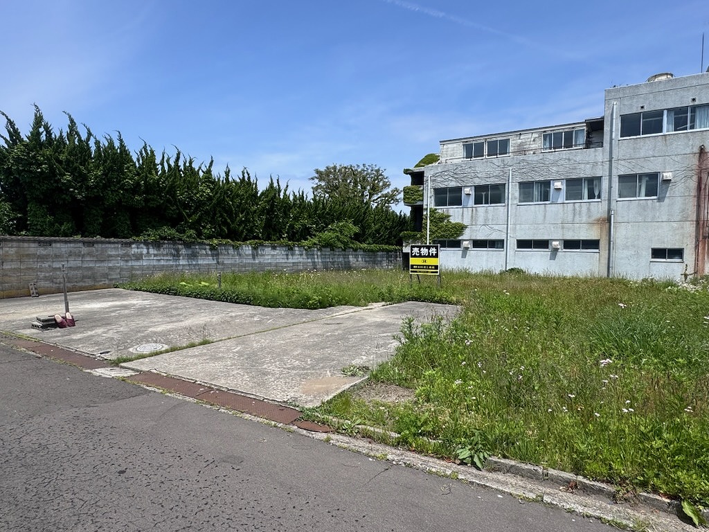 土地：能代市日吉町322番1他