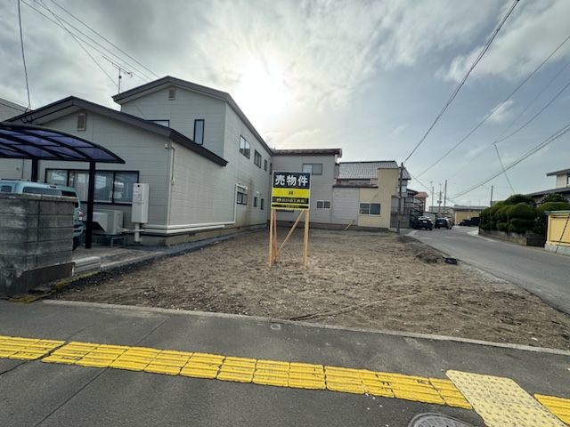 土地：能代市出戸本町19番1